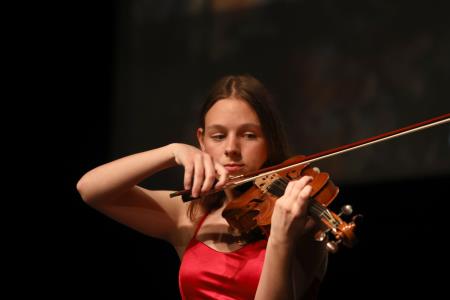 KONCERT ABSOLVENTOV GLASBENE ŠOLE 42 FOTO LJUBO VUKELIČ